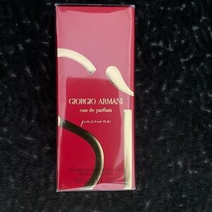 Giorgio Armani Si Passione Eau du Parfum~ Factory Sealed Brand New - 30 ml